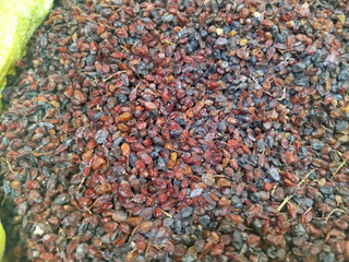 زرشک کوهی (قره میق,زردک)