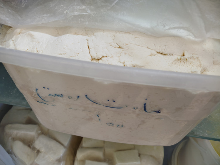 ماست گوسفندی مخصوص فصل برداشت شیر گوسفند
