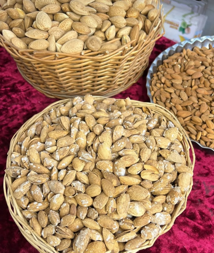 بادام سنگی لوکس